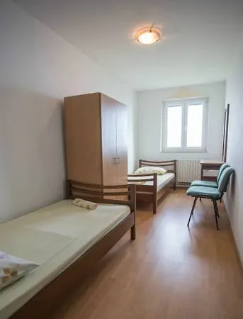 Hostal Mountain Hut Putalj Kaštela